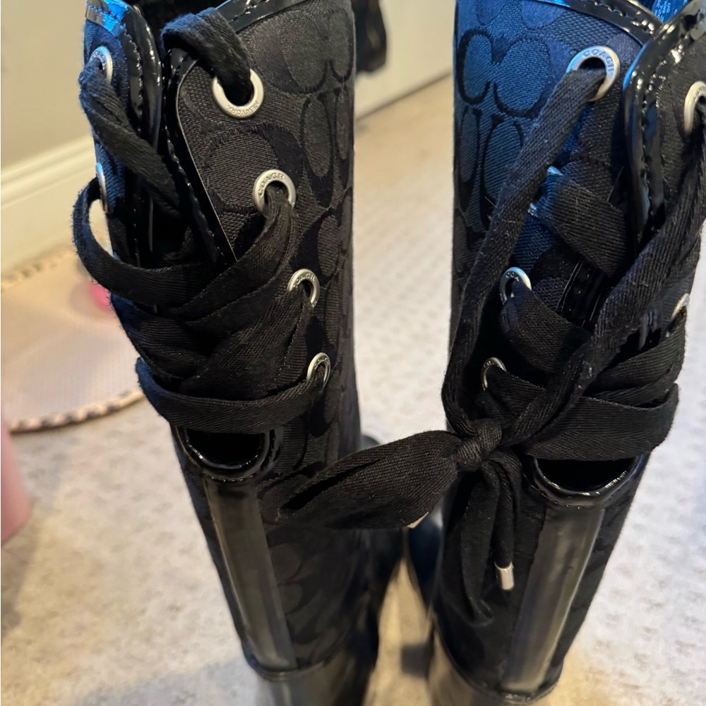 Black Lace-Up Boots